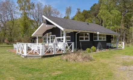 'Petri' - 500m from the sea