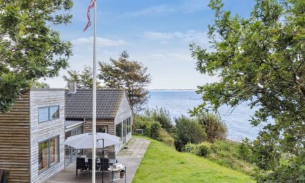 'Alfhild' - 30m from the sea