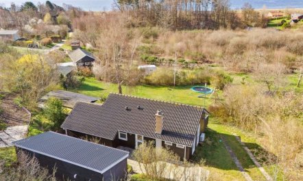 'Usbjorn' - 500m from the sea