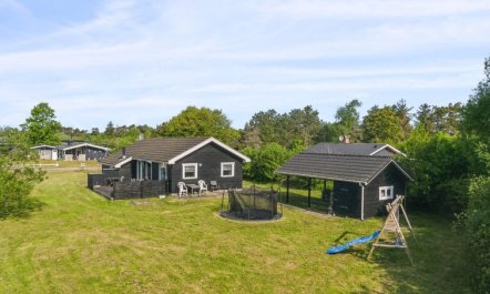 'Jil' - 750m from the sea