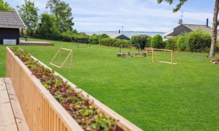 'Edina' - 350m from the sea 2