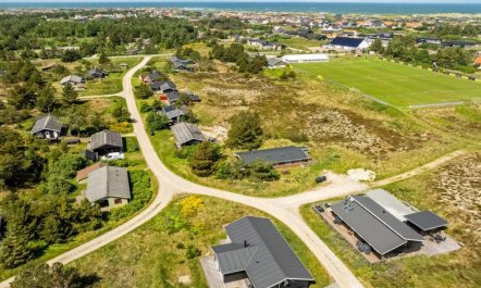 'Raakel' - 950m from the sea 3