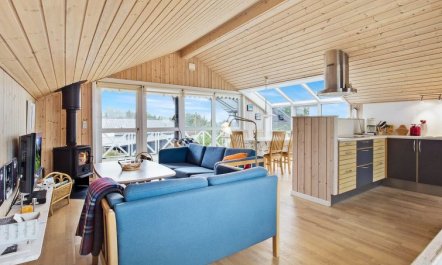 'Viktorija' - 800m from the sea 4