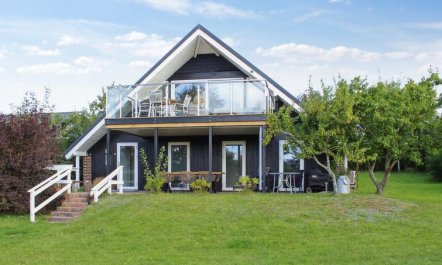 'Rawald' - 200m from the sea 1