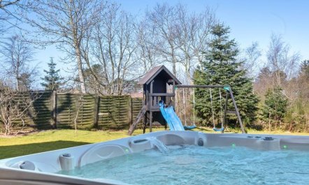 'Ylvi' - 250m from the sea 4