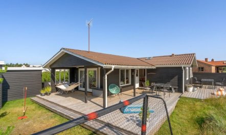 'Vuokko' - 400m from the sea