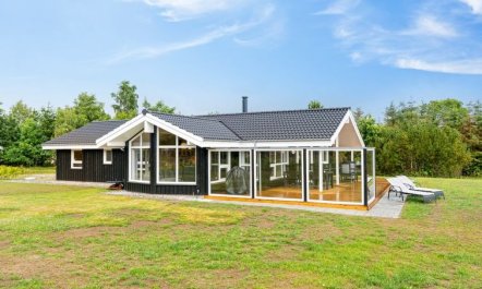 'Sulho' - 800m from the sea