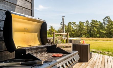 'Mads' - 700m from the sea 5