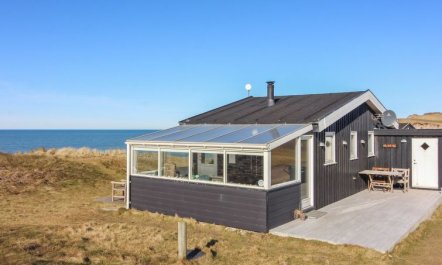 'Freydis' - 92m from the sea 6