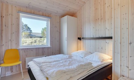 'Gyrial' - 950m from the sea 2