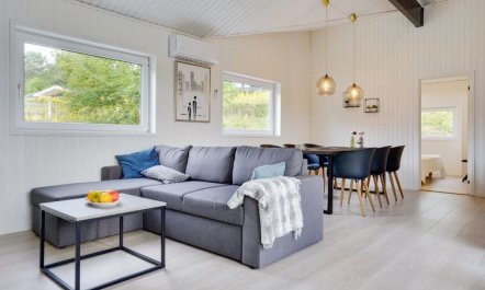 'Bjarki' - 800m from the sea 1