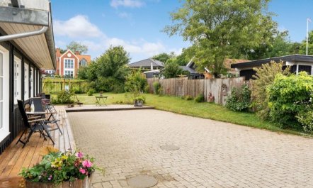 'Brune' - 330m from the sea 6