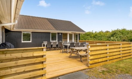 'Eftim' - 500m from the sea 6