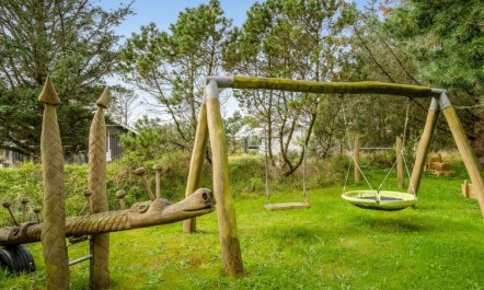 'Ulli' - 1.6km from the sea 2