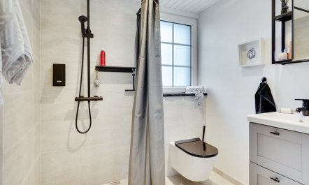 'Corina' - 100m from the sea 7