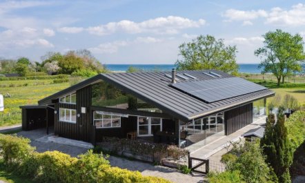 'Elba' - 100m from the sea