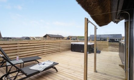 'Kristanna' - 150m from the sea 2