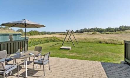 'Elsabet' - 750m from the sea 6