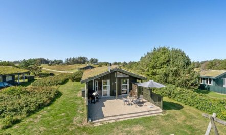 'Elsabet' - 750m from the sea 4