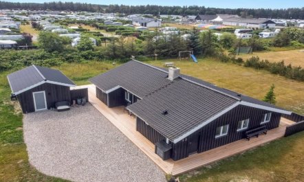 'Mayke' - 900m from the sea 7