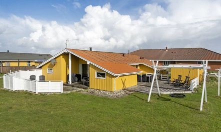 'Hebba' - 300m from the sea