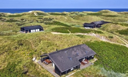 'Åmunde' - 150m from the sea