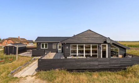 'Withger' - 300m from the sea 3