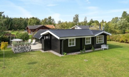 'Botwith' - 400m from the sea 1