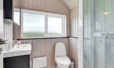 'Dagne' - 400m to the fjord 7