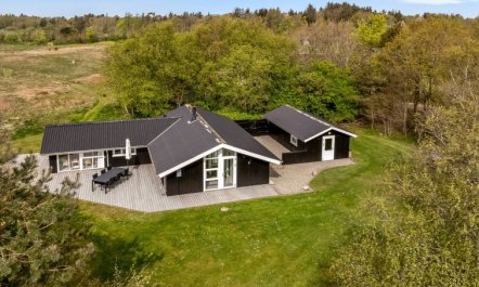 'Eske' - 200m to the fjord 2