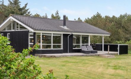 'Jara' - 700m from the sea