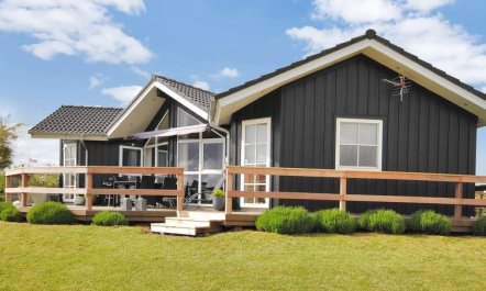 'Eberta' - 200m to the fjord 6