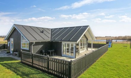 'Mirkka' - 1.5km from the sea