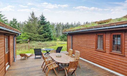 'Jo' - 1.2km from the sea 7