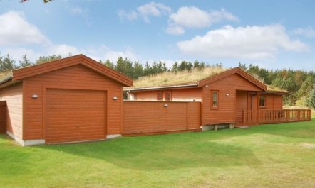 'Jo' - 1.2km from the sea 3