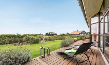 'Mervi' - 300m to the fjord 6