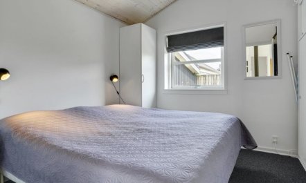 'Sjarlotte' - 100m from the sea 3