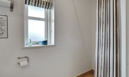 'Sjarlotte' - 100m from the sea 6