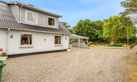 'Elara' - 300m from the sea 3