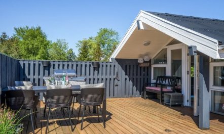 'Bryti' - 500m from the sea 6