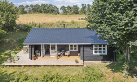 'Dorthie' - 1.7km from the sea