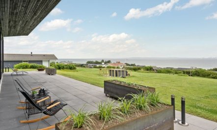 'Alyna' - 200m from the sea 3