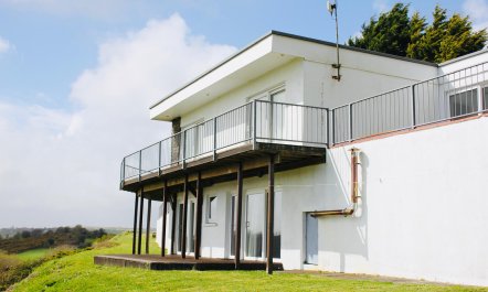 The Waterfront House 9 Mins drive to Kinsale sleeps 16 guests 1