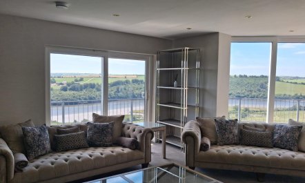 The Waterfront House 9 Mins drive to Kinsale sleeps 19 guests 5