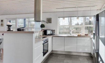 'Ulfsten' - 1.6km from the sea 3