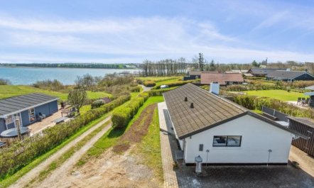 'Peetu' - 200m to the fjord