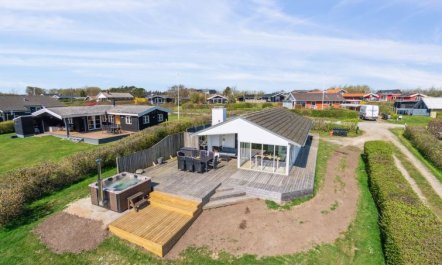 'Peetu' - 200m to the fjord 7