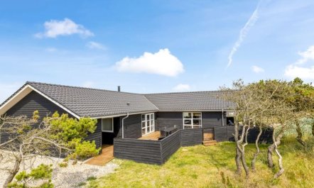 'Emeli' - 400m from the sea