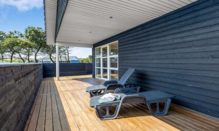 'Emeli' - 400m from the sea 1