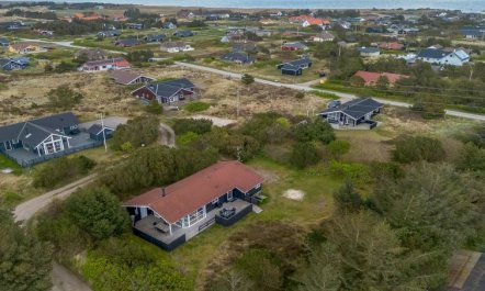 'Andrie' - 800m from the sea 2